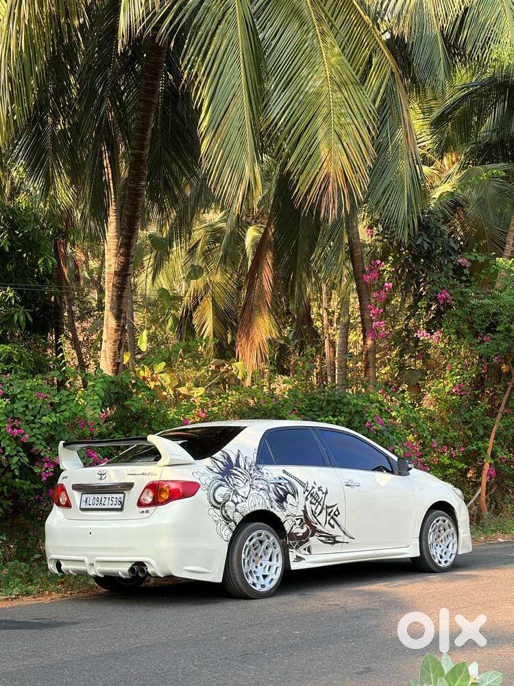 Toyota Corolla Altis 2010 Petrol Well Maintained