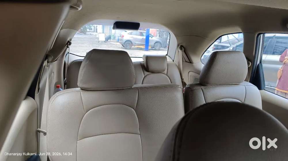 Honda Mobilio S I-vtec  Petrol + Cng  1.26 L Km  Insurance Valid