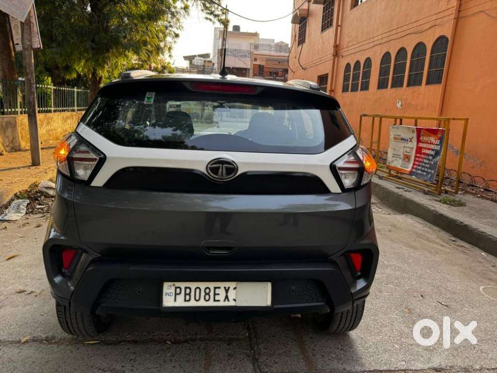 Tata Nexon 1.2 Revotron Xm (s), 2022, Diesel