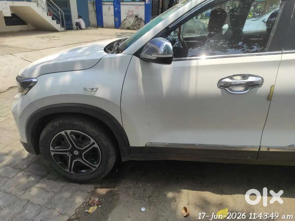 Kia Sonet Petrol 2020