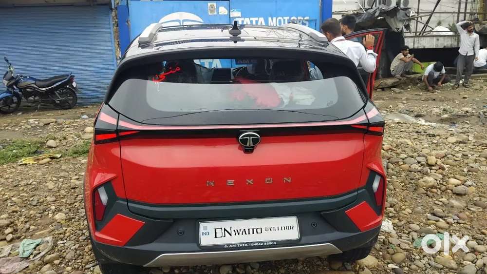 Want To Sale Tata Nexon Top Model Fearless Newest Condition 2024 Nov .