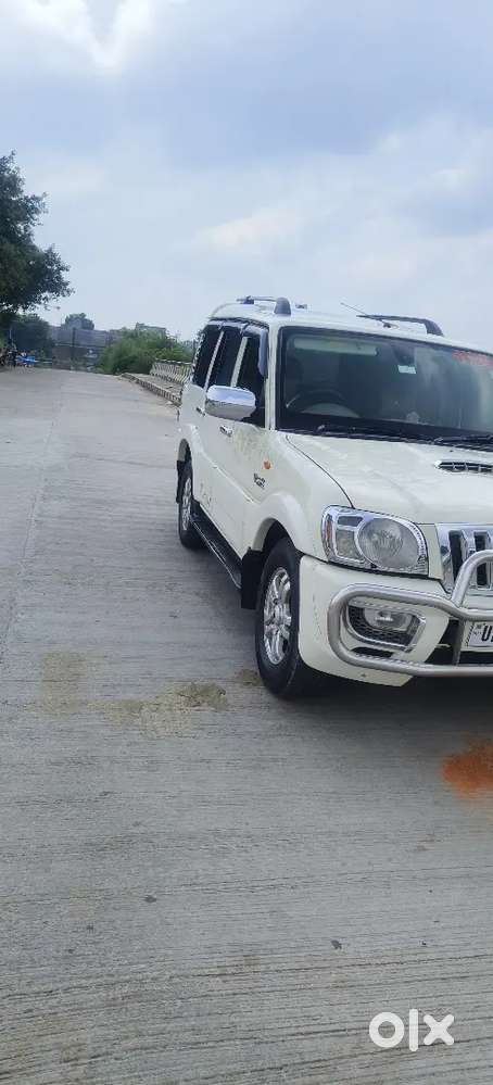 Mahindra Scorpio 2014 Diesel Vlx