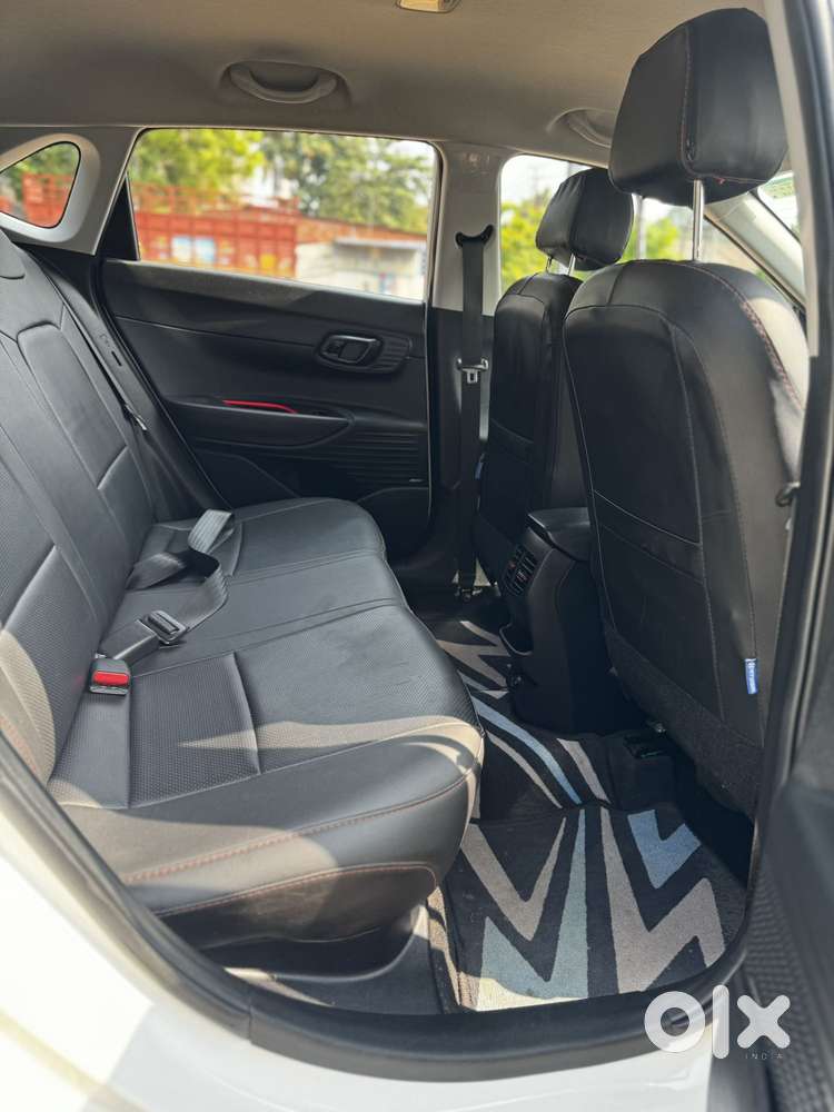 Hyundai I20 Asta 1.2 Mt Dual Tone, 2021, Petrol
