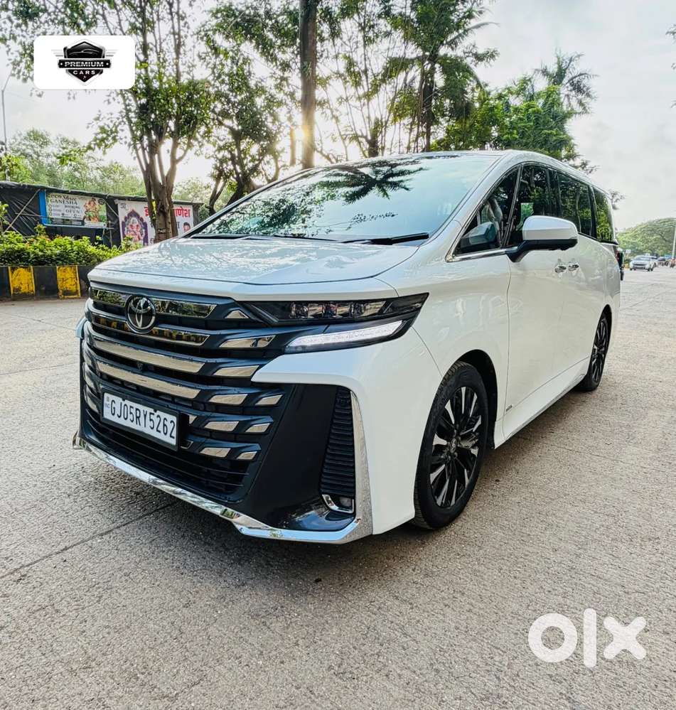 Toyota Vellfire Vip – Executive Lounge, 2024, Petrol