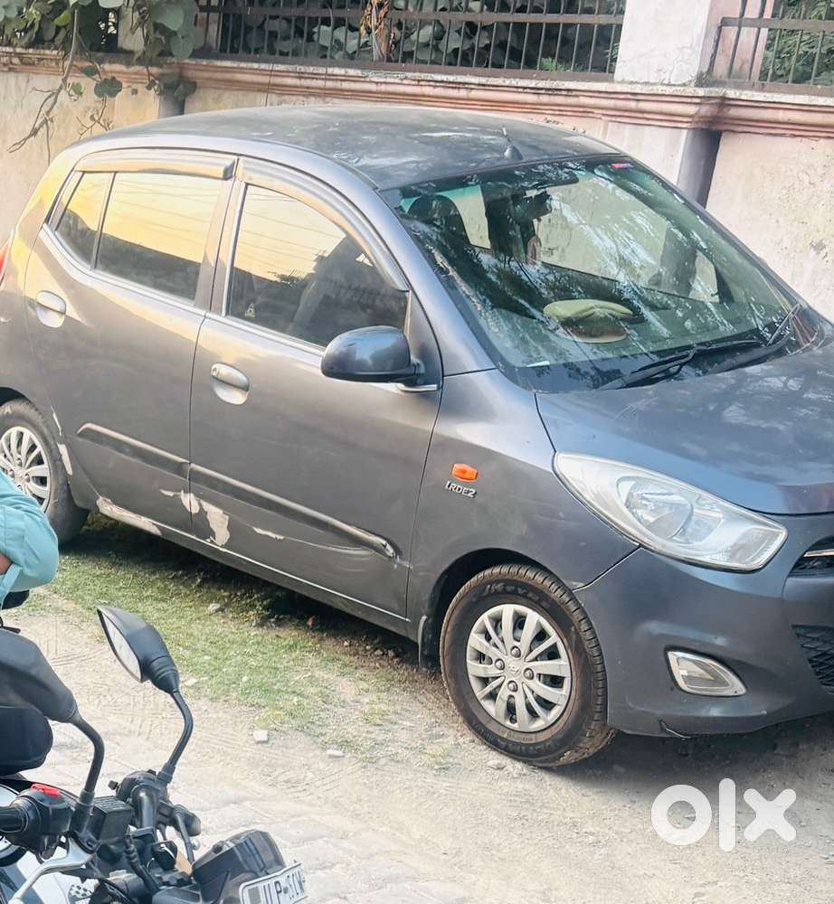 Hyundai I10 Sportz 2014. Front Both Tyre Are New