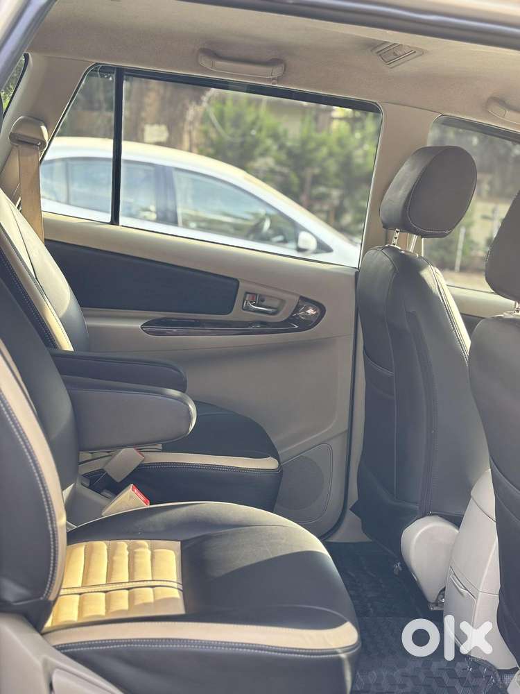 Toyota Innova 2.5 V 7 Str, 2014, Diesel