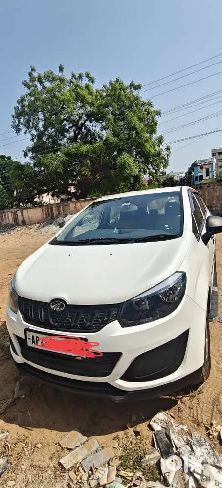 Mahindra Marazzo 2025 Diesel 5000 Km Driven