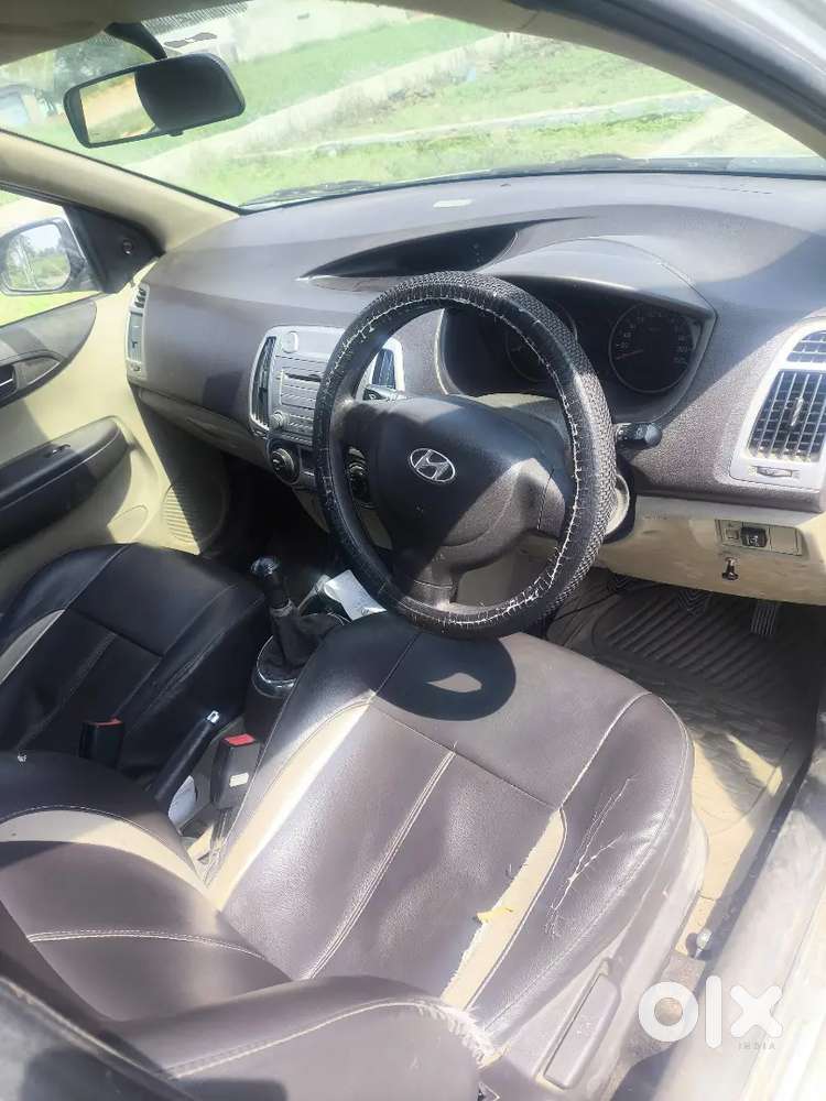 Hyundai I20 2012 Cng & Hybrids 132000 Km Driven