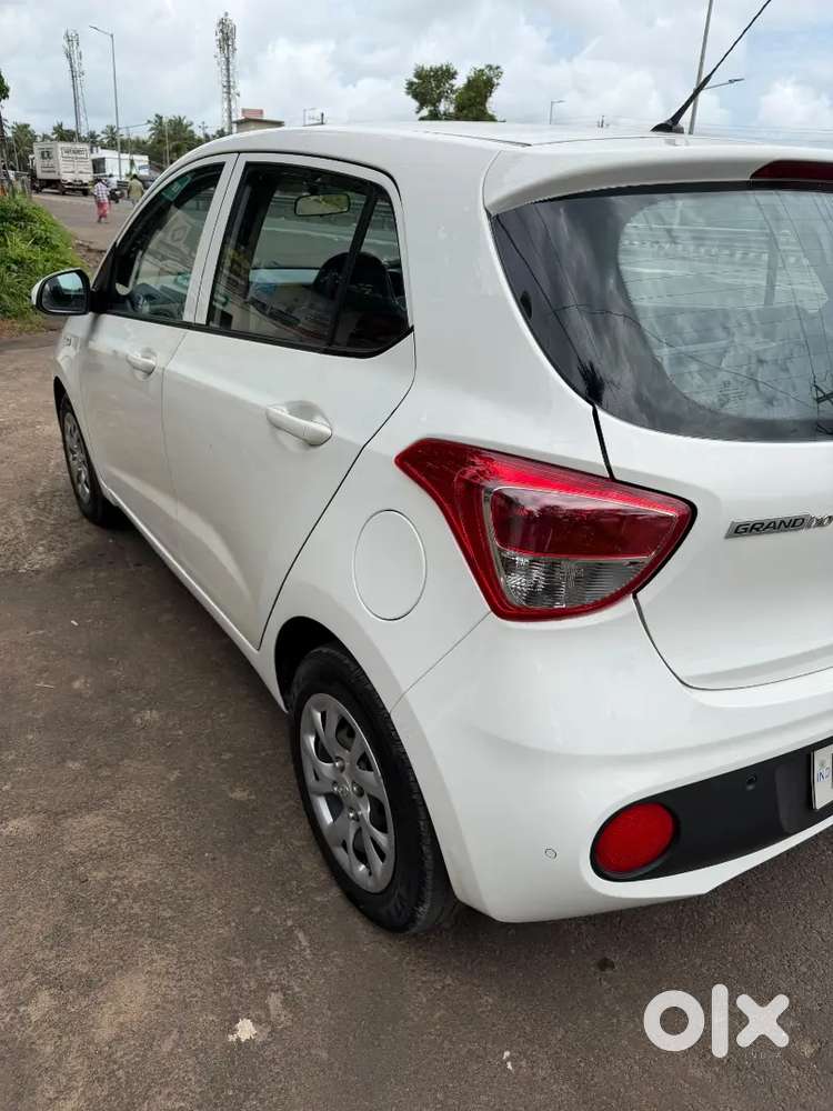 Hyundai Grand I10 Sportz 2017 Model