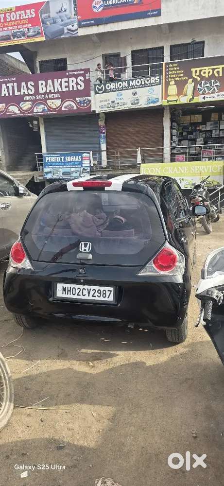 Honda Brio 2012 Manual Variant