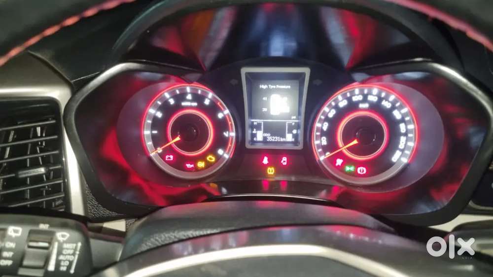 Mahindra Xuv300 W8 2023
