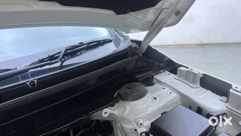 Maruti Suzuki Vitara Brezza 1.5 Lxi, 2024, Petrol