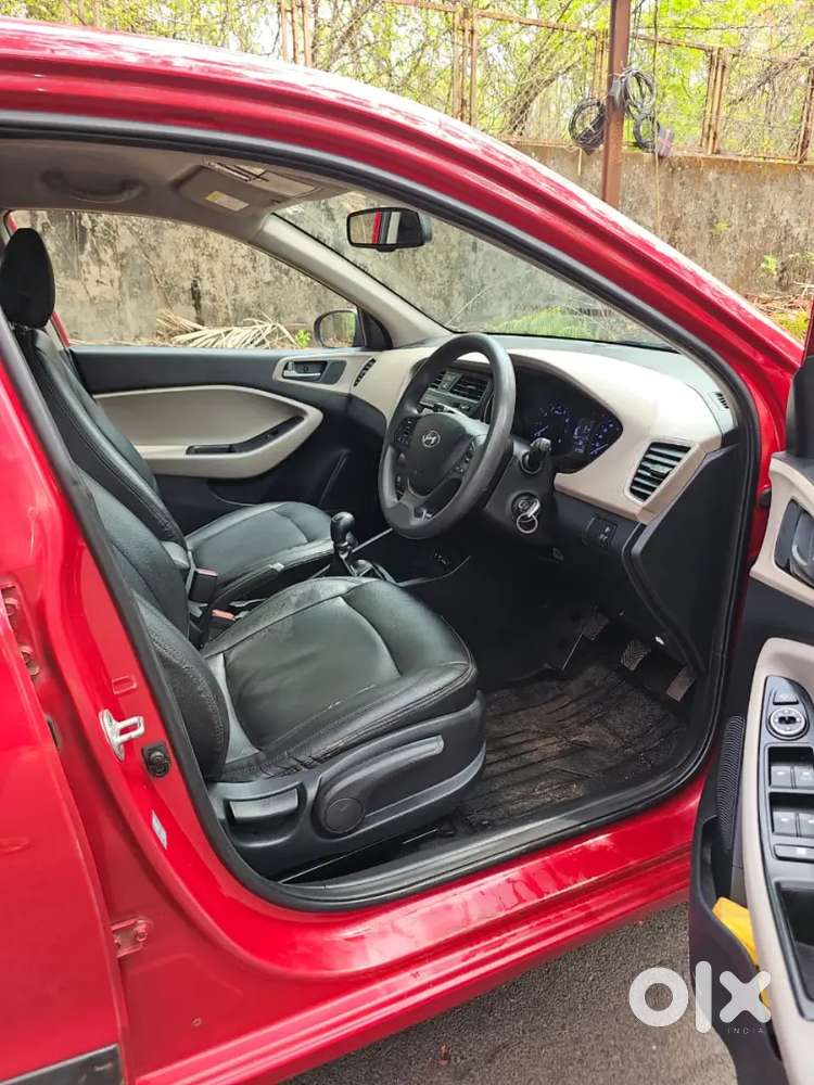 Hyundai I20 2016 Petrol 130000 Km Driven
