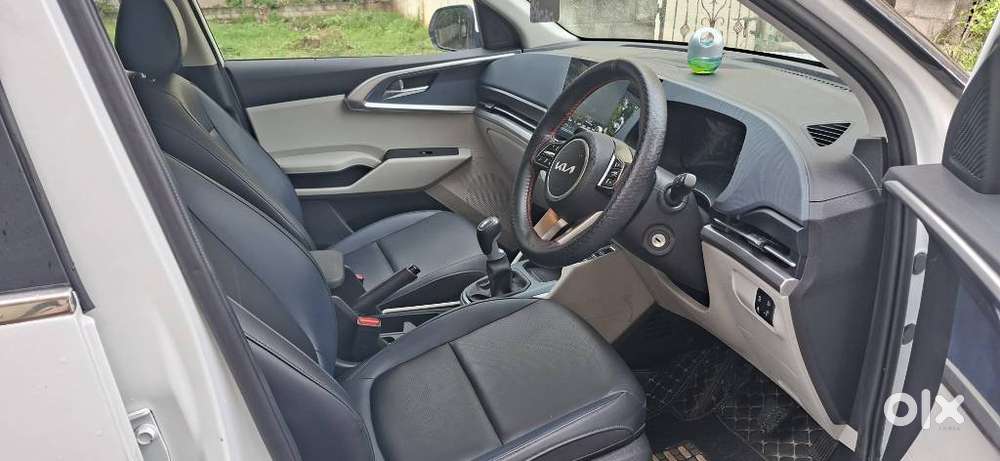 Kia Carens 1.4 Prestige 7 Str, 2024, Petrol
