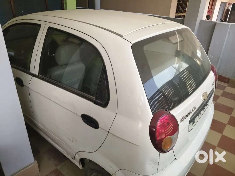 Chevrolet Spark 2012 Petrol 100000 Km Driven