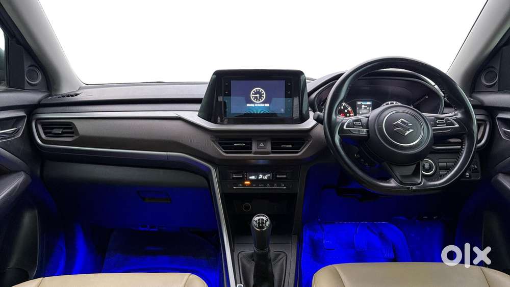 Maruti Suzuki Brezza 1.5 Zxi Smart Hybrid, 2022, Petrol