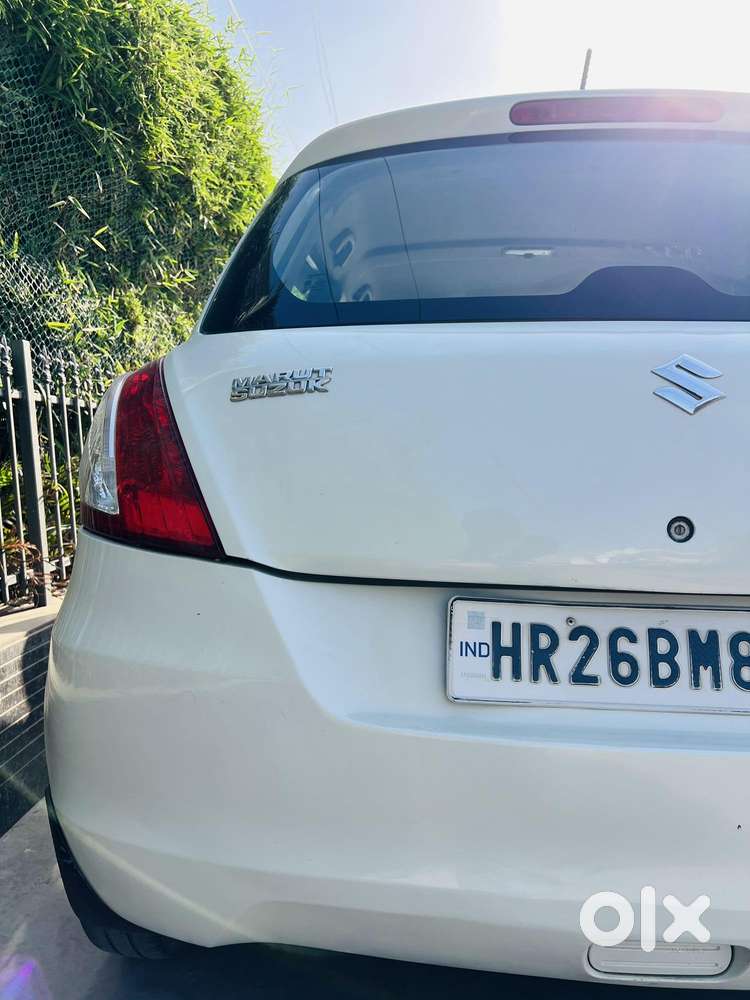 Maruti Suzuki Swift Lxi Option, 2011, Petrol