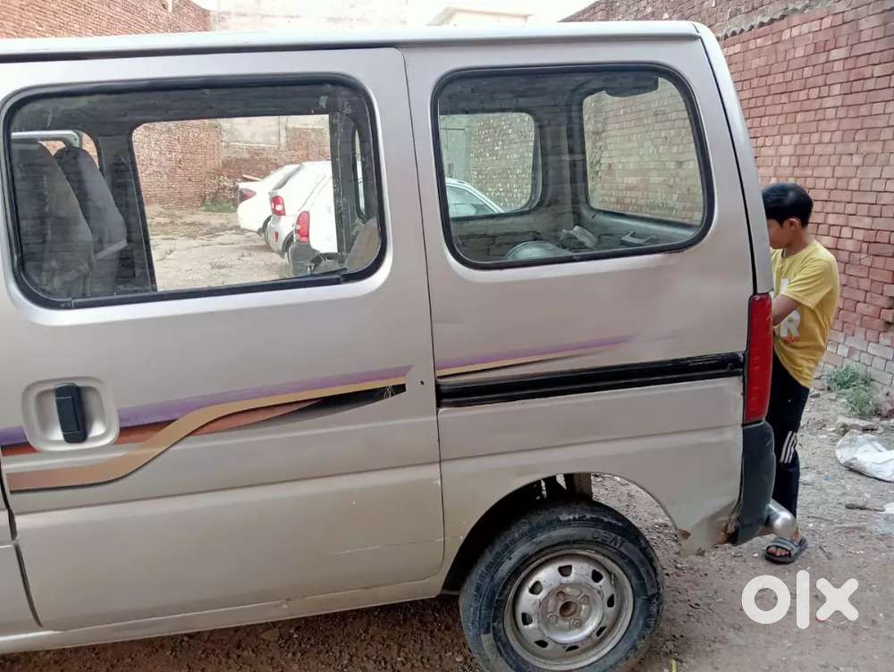 Maruti Suzuki Eeco 2011
