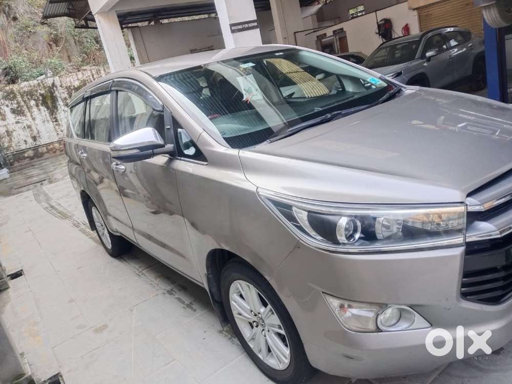 First Owner Innova Crysta With Service Record