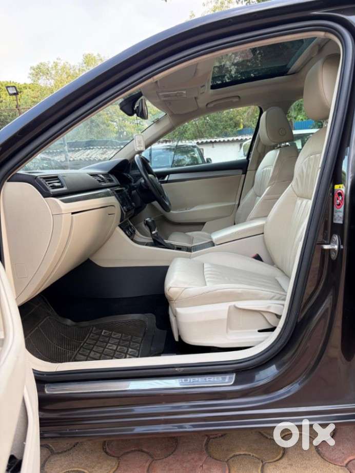 Skoda Superb Style 1.8, 2016, Petrol