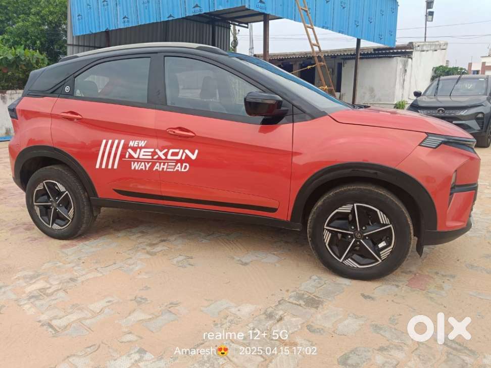 Tata Nexon Fearless Plus Purple 1.5 Revotorq Diesel 6amt Dual Tone, ..