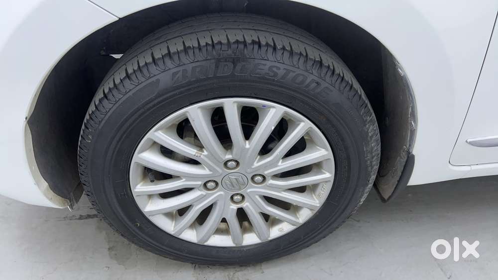 Maruti Suzuki Dzire 1.2 Zxi Amt, 2019, Petrol