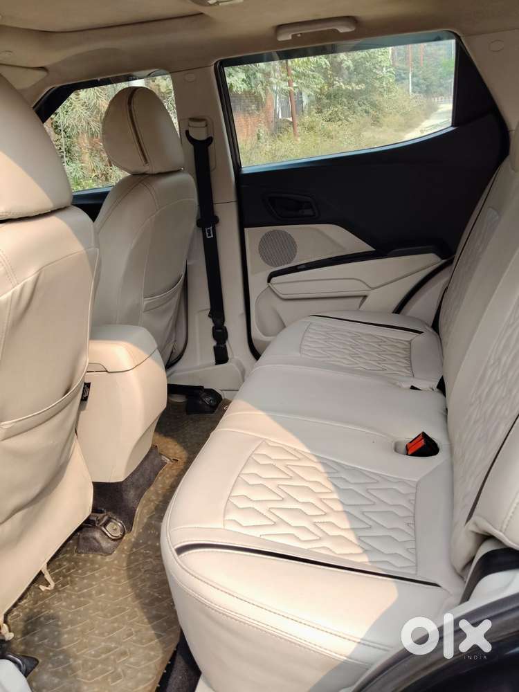 Mahindra Xuv300 W6 Diesel, 2023, Diesel