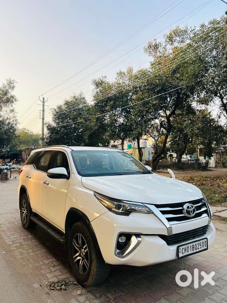 Toyota Fortuner 4x2 At 2.8 Diesel, 2017, Diesel