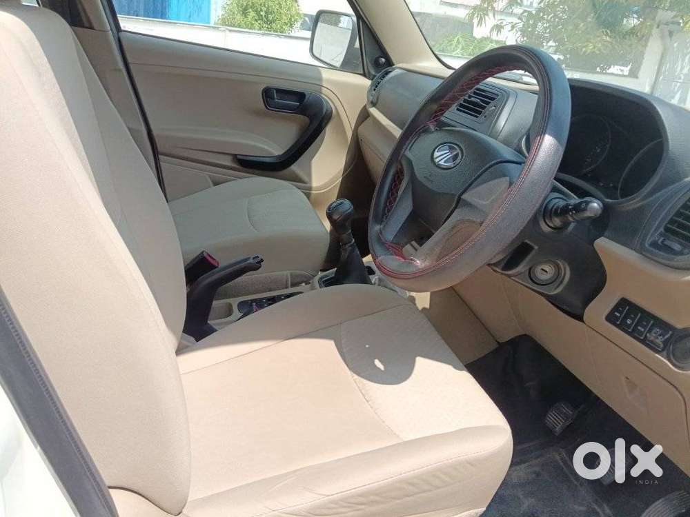 Mahindra Tuv 300 T6 Plus, 2019, Diesel