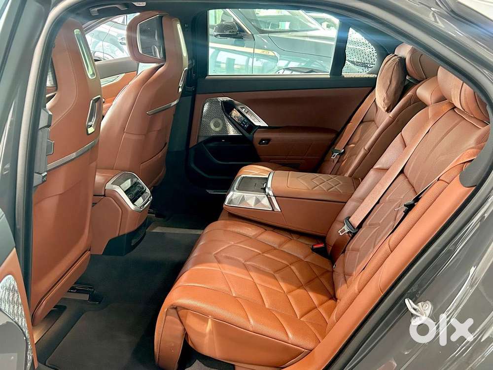 Bmw 7 Series 740i M Sport Petrol Automatic, 2025, Petrol