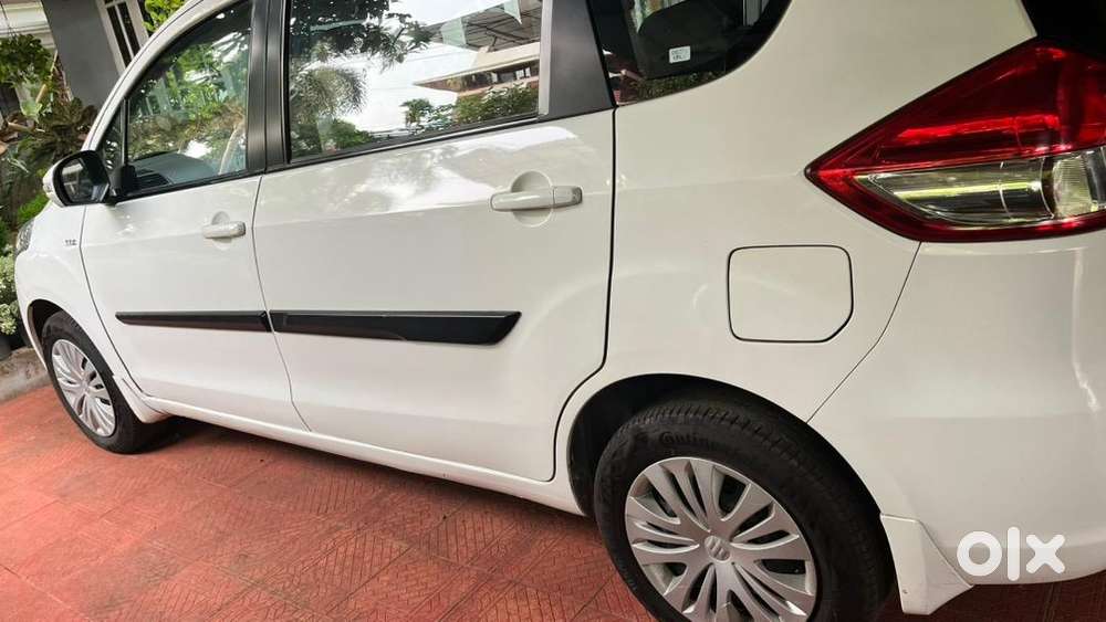 Maruti Suzuki Ertiga 2012 Diesel Carefully Maintained, New Tyres