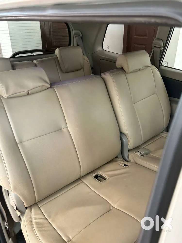 Toyota Innova 2014 Diesel 155000 Km Driven