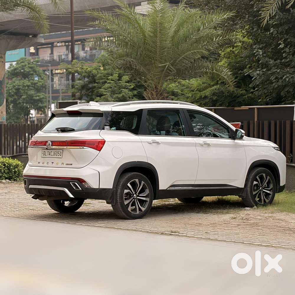 Mg Hector Plus Sharp Pro 1.5 Turbo Petrol Cvt 7 Str, 2024, Petrol