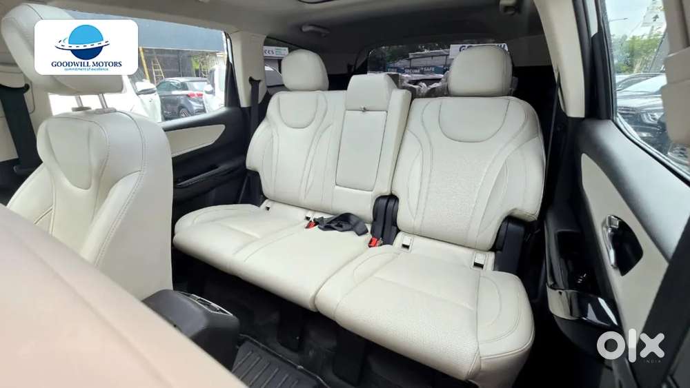 Mahindra Xuv700, 2025, Diesel