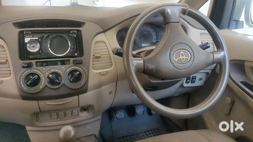 Innova 2005 Diesel 185000 Km Driven