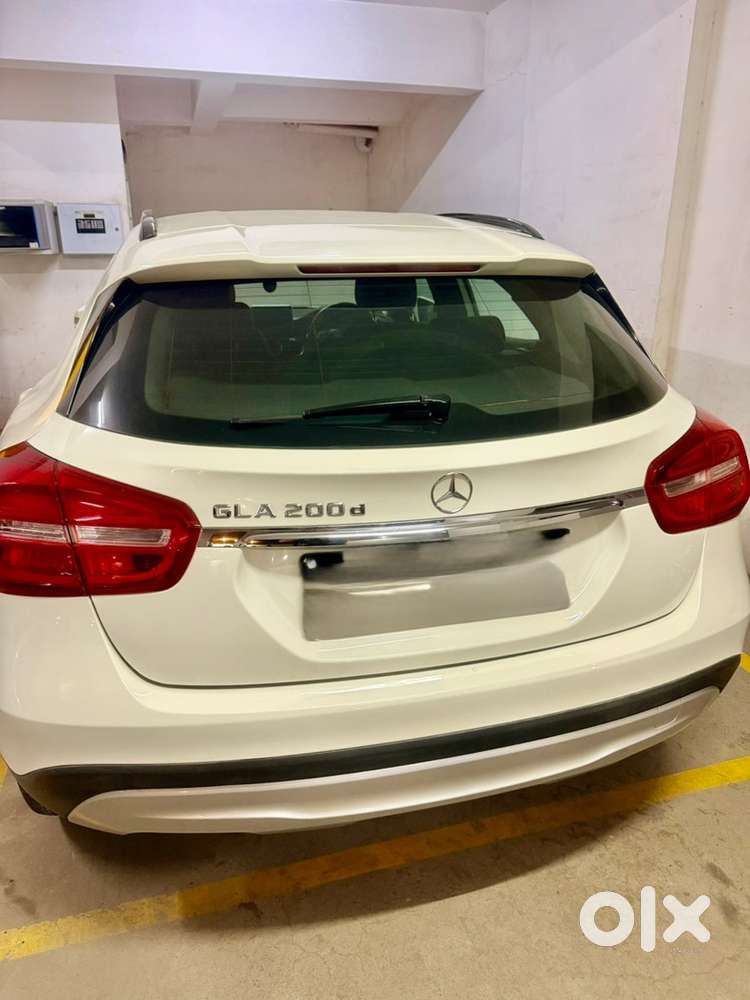 Mercedes-benz Gla Diesel 2015-2016 - Very Good Condition