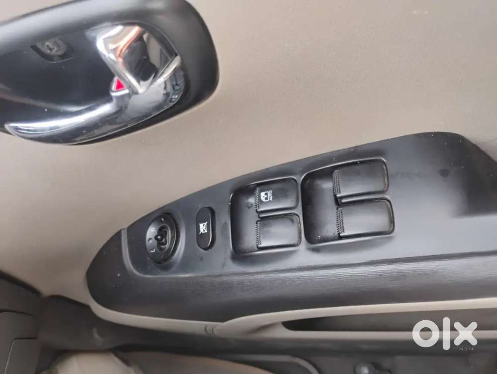 Hyundai I10 Sportz 2012 Petrol Manual