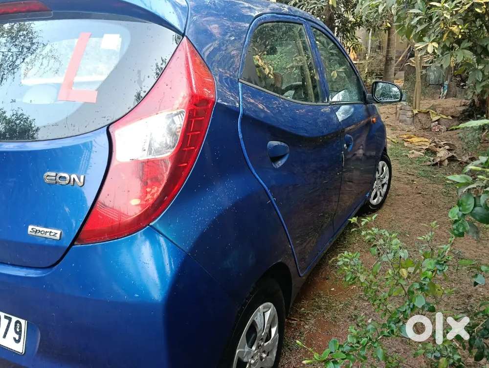 Hyundai Eon Sportz 2015 Petrol