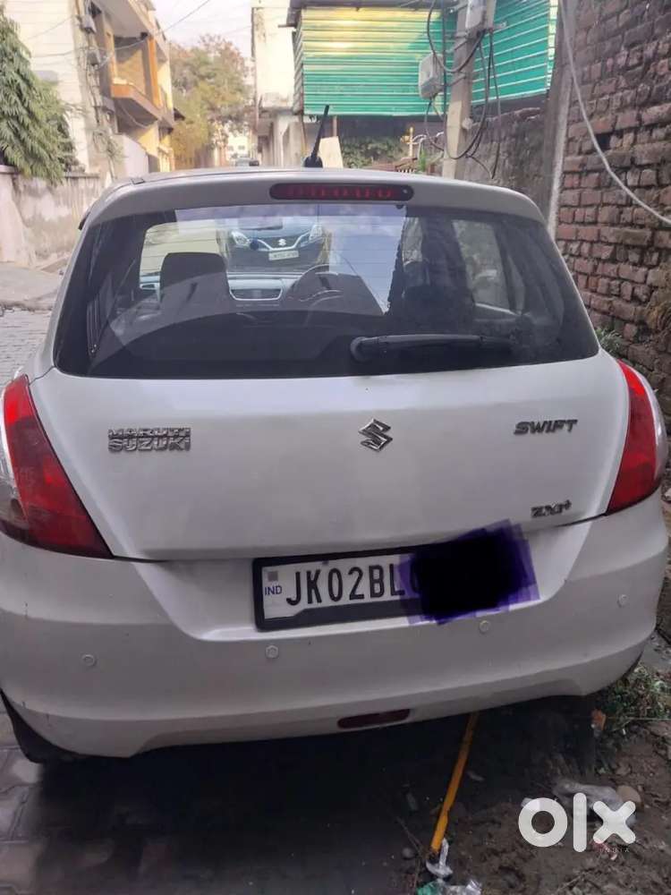Maruti Suzuki Swift 2015