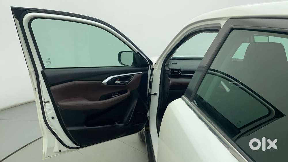 Maruti Suzuki Grand Vitara 1.5 Zeta Cng, 2023, Cng & Hybrids