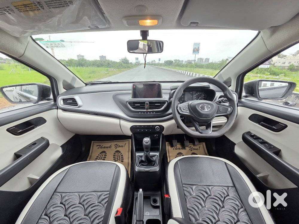Tata Altroz 1.2 Xm Plus, 2022, Petrol