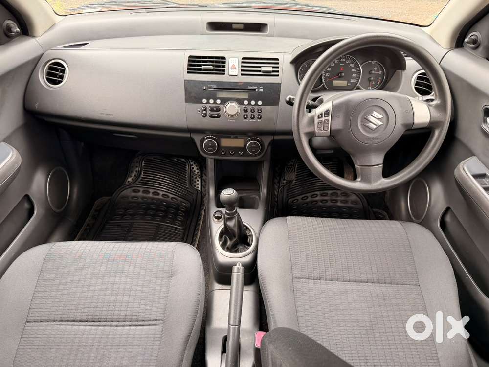 Maruti Suzuki Swift Zxi Bsiv, 2010, Petrol