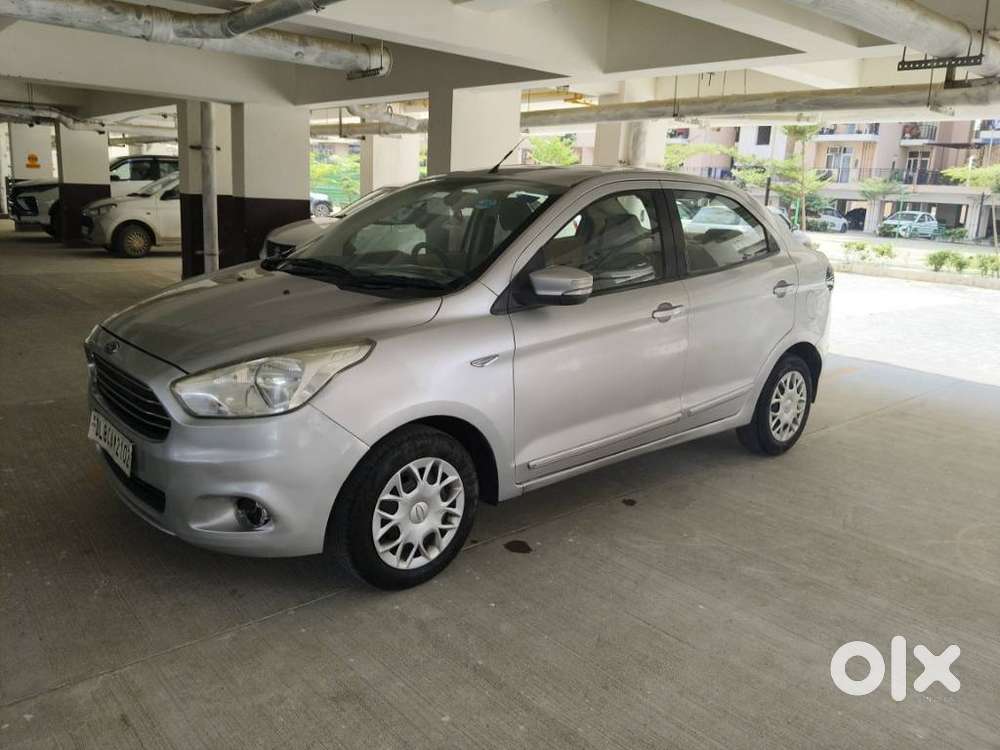 Ford Aspire Titatinium Blu Ti-vct, 2015, Petrol