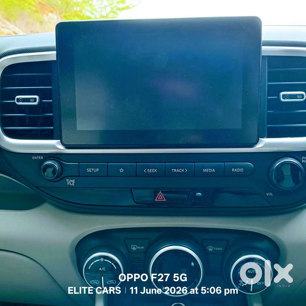 Hyundai Venue Sx Mt, 2023, Petrol