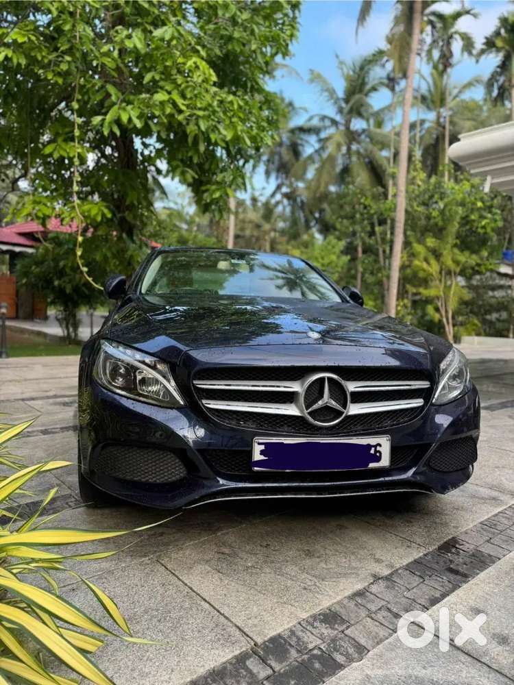 Mercedes-benz C-class 2016 Diesel 86000 Km Driven