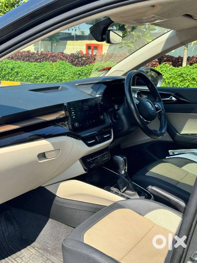 Skoda Slavia 1.5 Tsi Style At, 2022, Petrol