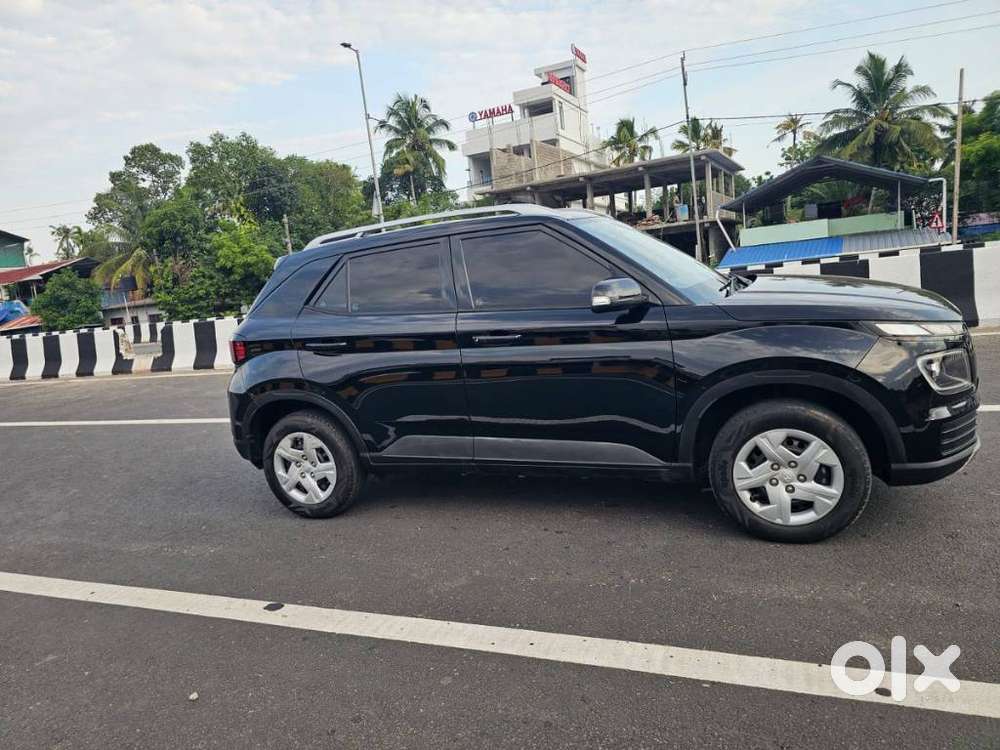 Hyundai Venue, 2025, Petrol