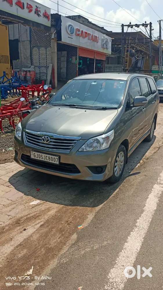 Toyota Innova 2.0 Vx 2012