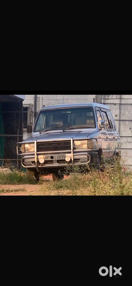 Toyota Qualis Diesel 2001