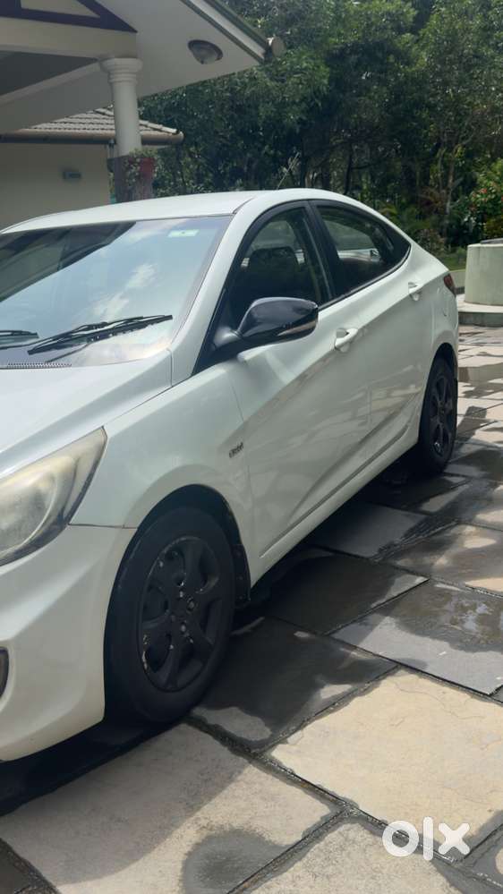 Hyundai Verna 1.6 Crdi Diesel – Well Maintained – 2nd Owner